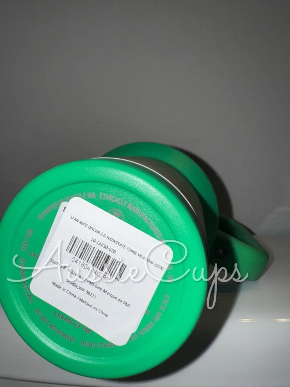 Stanley Meadow 40 oz Quencher H2.0 Tumbler in Bright Green w/ Lid & Straw - Picture 9 of 9